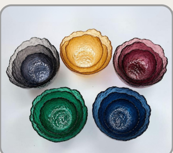 Set x3 bowls de vidrio 13x6cm + 17x7,5cm + 20x8,5cm Colores surtidos｜玻璃碗三件套（混色）